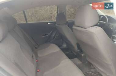 Седан Volkswagen Passat 2009 в 