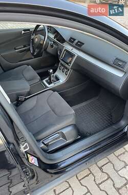 Универсал Volkswagen Passat 2009 в 
