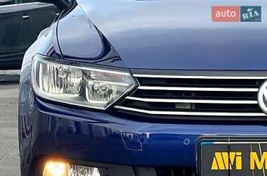 Седан Volkswagen Passat 2018 в Киеве