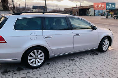 Універсал Volkswagen Passat 2013 в Івано-Франківську