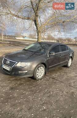 Седан Volkswagen Passat 2006 в Валках