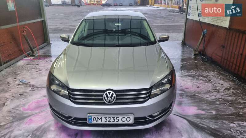 Volkswagen Passat 2012