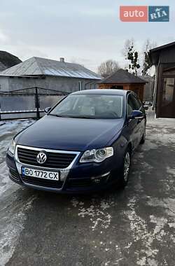 Седан Volkswagen Passat 2008 в Гусятине