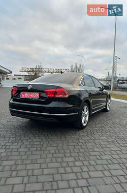 Седан Volkswagen Passat 2013 в Одесі