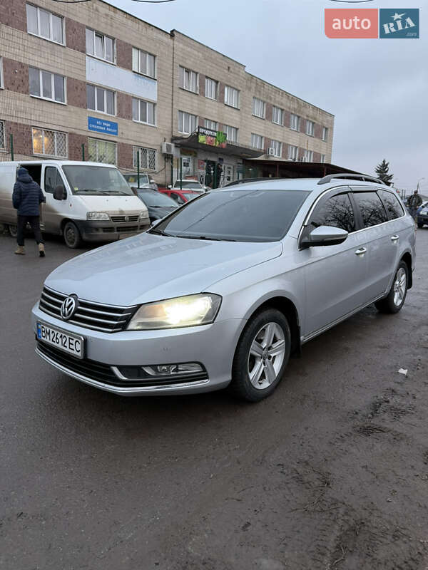 Универсал Volkswagen Passat 2013 в Сумах