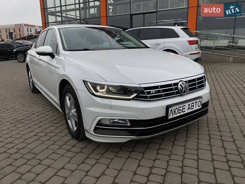 Седан Volkswagen Passat 2017 в Львові