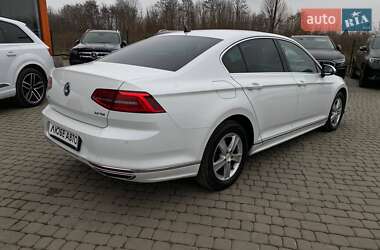 Седан Volkswagen Passat 2017 в Львові