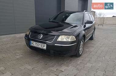 Універсал Volkswagen Passat 2001 в Сарнах