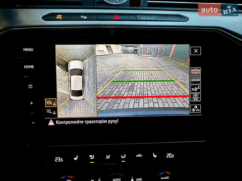 Седан Volkswagen Passat 2018 в Львове