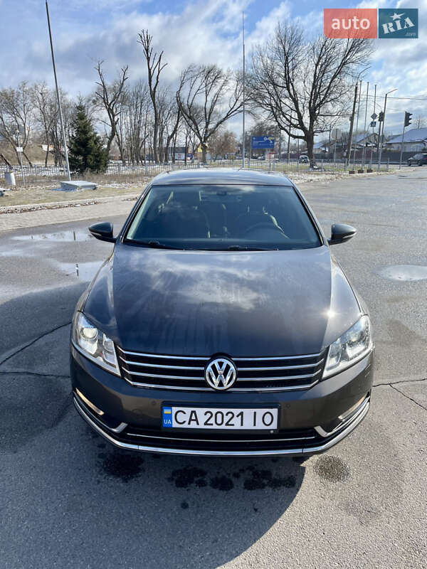 Седан Volkswagen Passat 2013 в Черкассах фото 4 Седан Volkswagen Passat 2013 в Черкассах