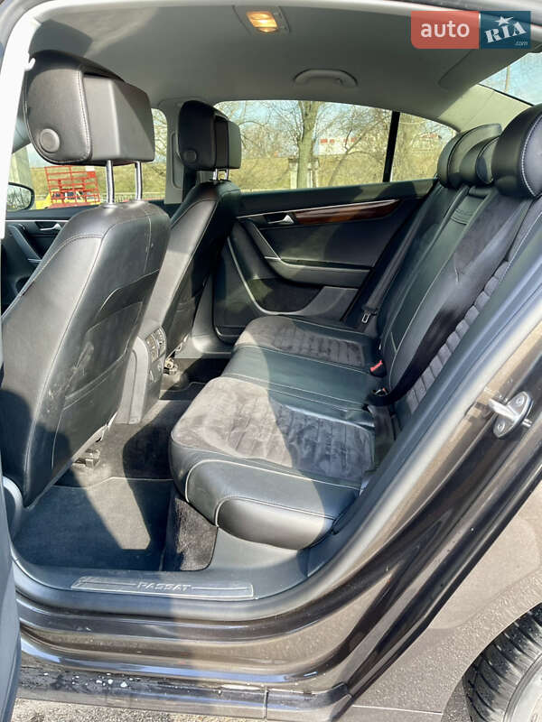 Седан Volkswagen Passat 2013 в Черкассах фото 12 Седан Volkswagen Passat 2013 в Черкассах
