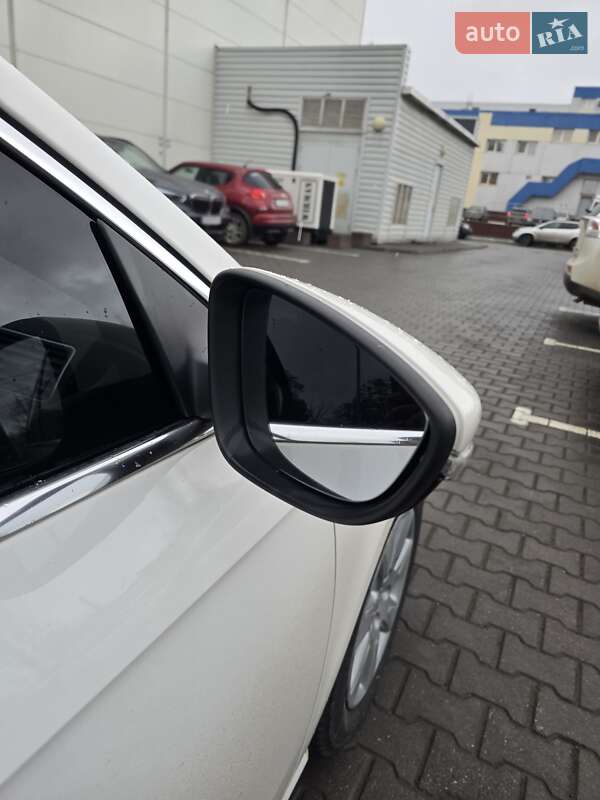 Универсал Volkswagen Passat 2011 в Черновцах фото 11 Универсал Volkswagen Passat 2011 в Черновцах