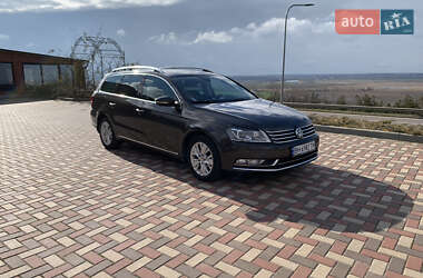 Универсал Volkswagen Passat 2011 в 
