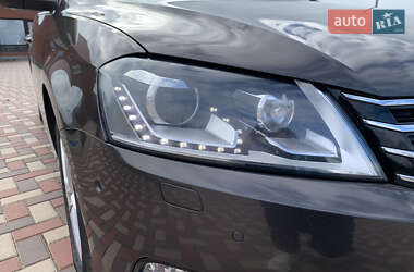 Универсал Volkswagen Passat 2011 в 
