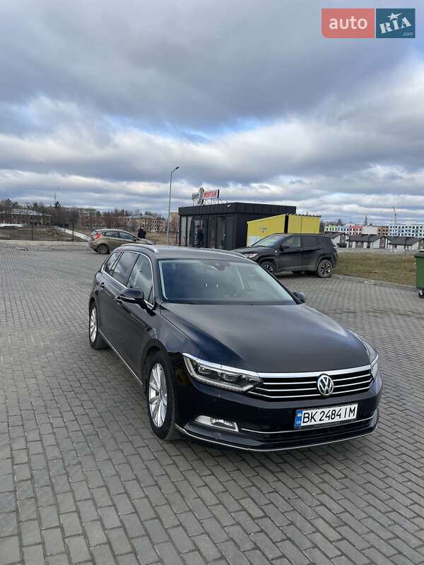 Универсал Volkswagen Passat 2018 в Ровно