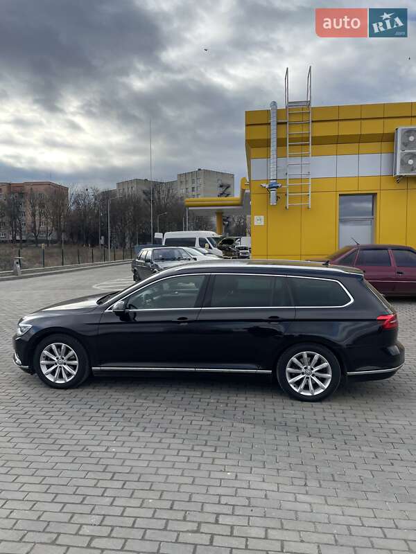 Универсал Volkswagen Passat 2018 в Ровно