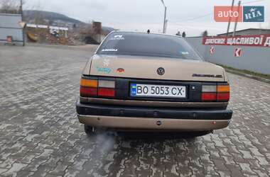Седан Volkswagen Passat 1988 в 