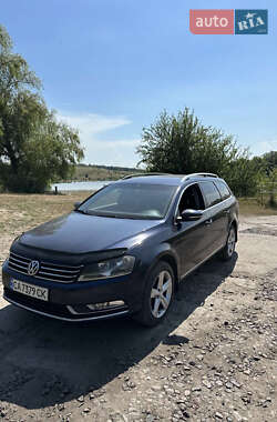 Універсал Volkswagen Passat 2012 в Кам'янці