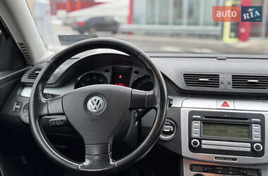 Седан Volkswagen Passat 2008 в Киеве