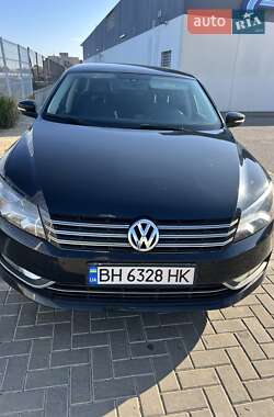 Седан Volkswagen Passat 2012 в Одесі