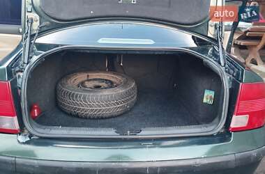 Седан Volkswagen Passat 1997 в  фото 9 Седан Volkswagen Passat 1997 в