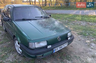 Седан Volkswagen Passat 1989 в Барановке