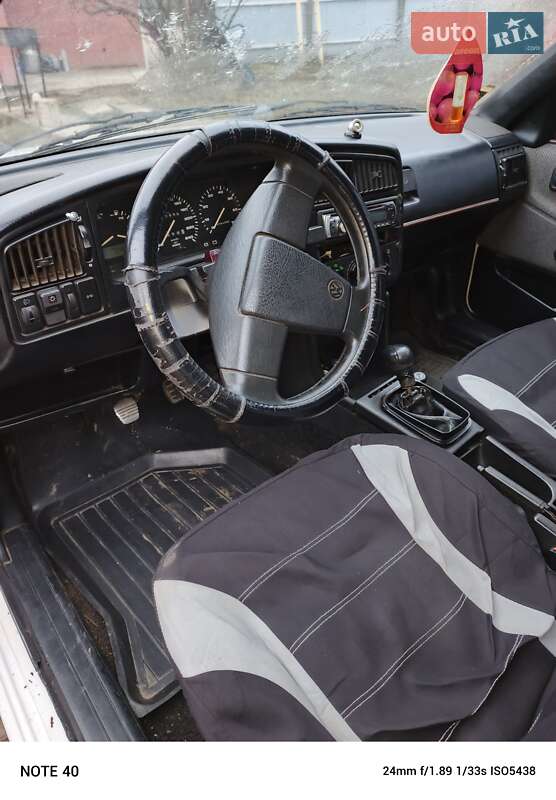 Седан Volkswagen Passat 1989 в 