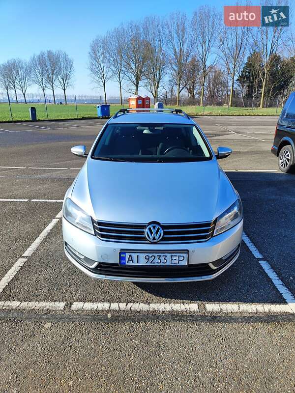 Универсал Volkswagen Passat 2011 в 