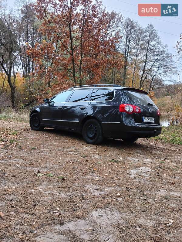 Универсал Volkswagen Passat 2009 в Киеве