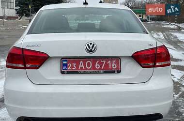 Седан Volkswagen Passat 2012 в Лубнах