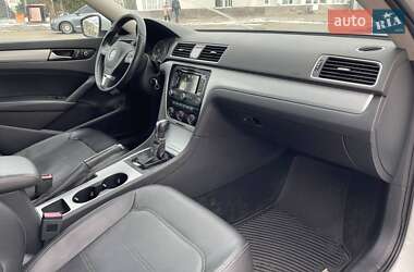 Седан Volkswagen Passat 2012 в Лубнах