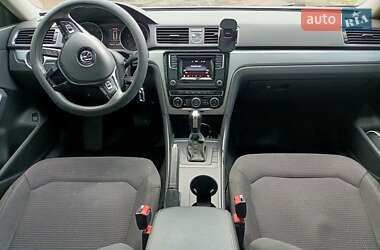 Седан Volkswagen Passat 2016 в Криничках