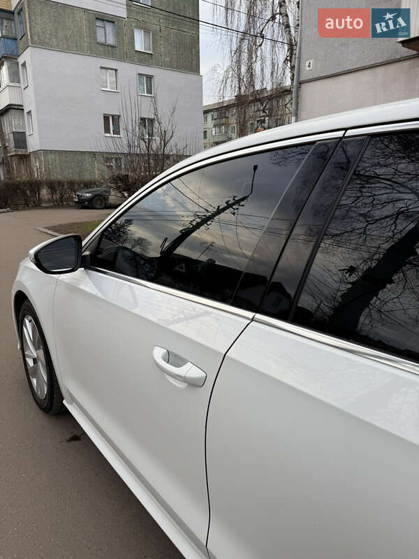 Седан Volkswagen Passat 2018 в Киеве фото 17 Седан Volkswagen Passat 2018 в Киеве