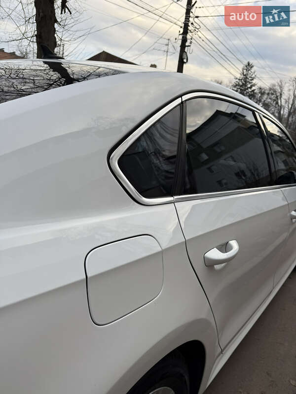 Седан Volkswagen Passat 2018 в Киеве фото 20 Седан Volkswagen Passat 2018 в Киеве
