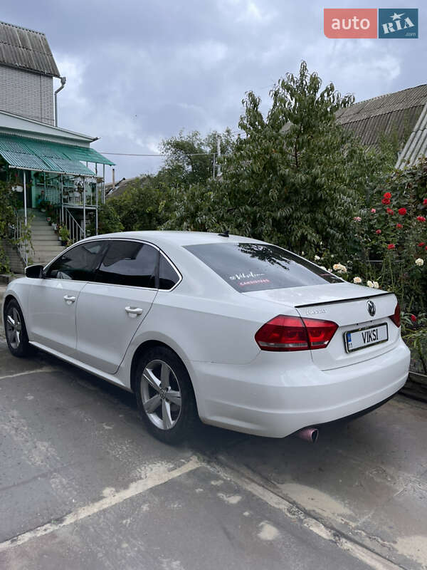Седан Volkswagen Passat 2015 в Киеве