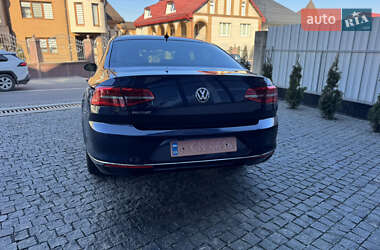 Седан Volkswagen Passat 2016 в Тячеве