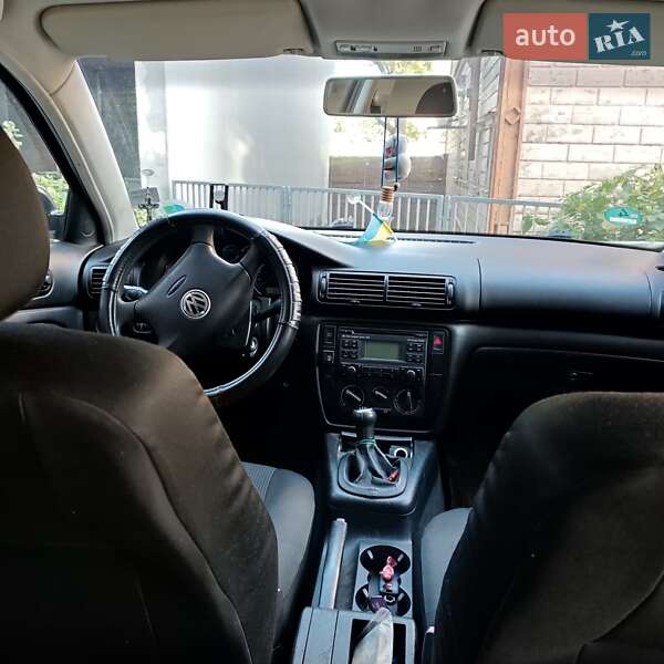 Универсал Volkswagen Passat 2002 в Киеве