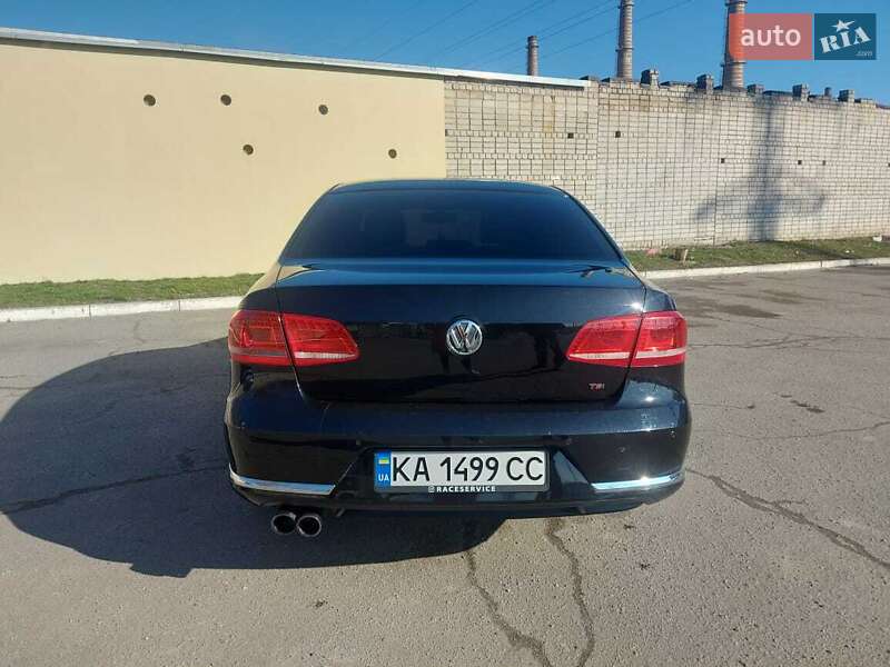 Седан Volkswagen Passat 2012 в Дніпрі