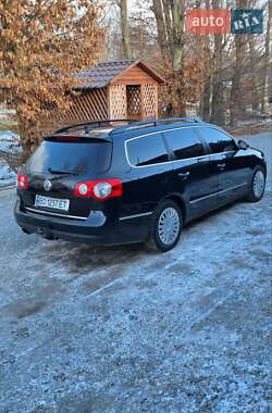 Універсал Volkswagen Passat 2010 в Вишнівці