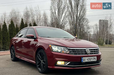 Седан Volkswagen Passat 2018 в Києві