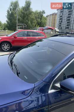Универсал Volkswagen Passat 2011 в 