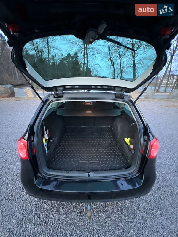 Универсал Volkswagen Passat 2006 в Львове фото 9 Универсал Volkswagen Passat 2006 в Львове