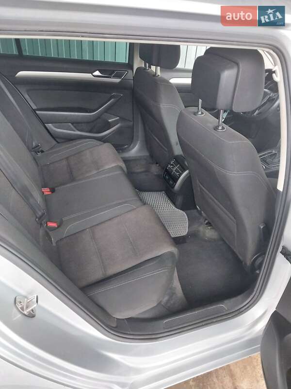 Универсал Volkswagen Passat 2016 в Кривом Роге