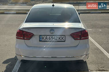 Седан Volkswagen Passat 2014 в Киеве