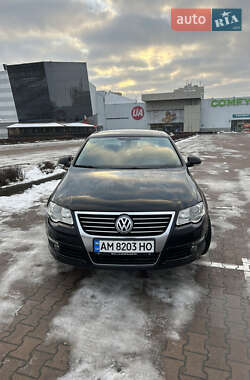 Седан Volkswagen Passat 2006 в Житомире