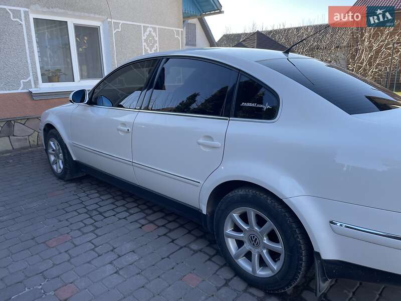Седан Volkswagen Passat 2004 в Тернополе