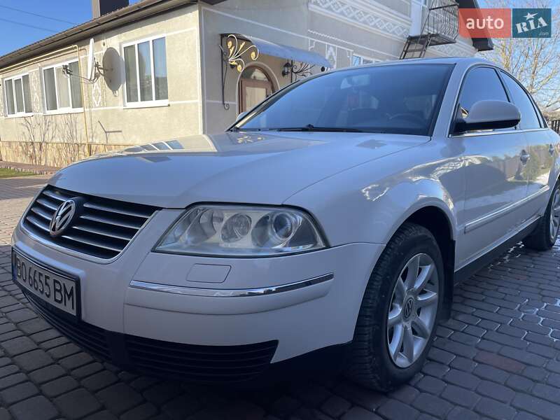 Седан Volkswagen Passat 2004 в Тернополе