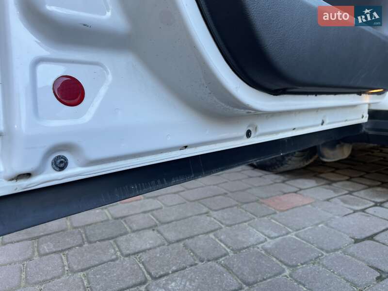 Седан Volkswagen Passat 2004 в Тернополе