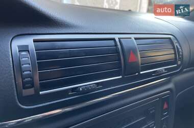 Седан Volkswagen Passat 2004 в 
