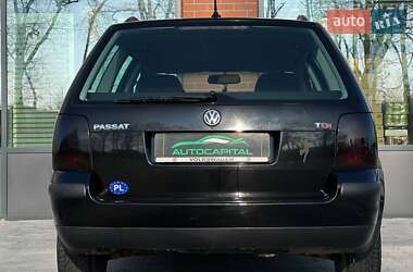 Универсал Volkswagen Passat 2002 в Киеве